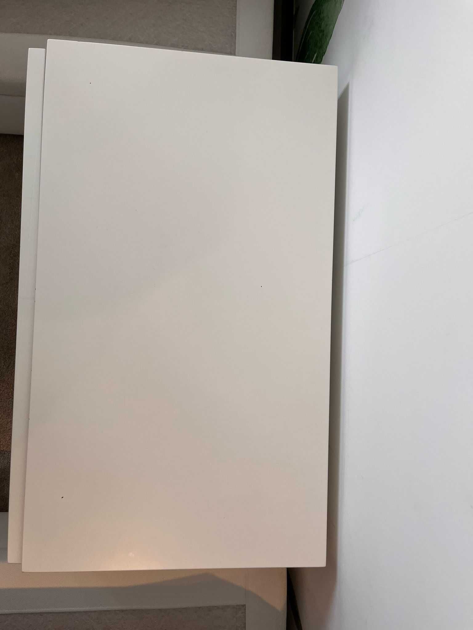 Mesa para cabeceira de quarto