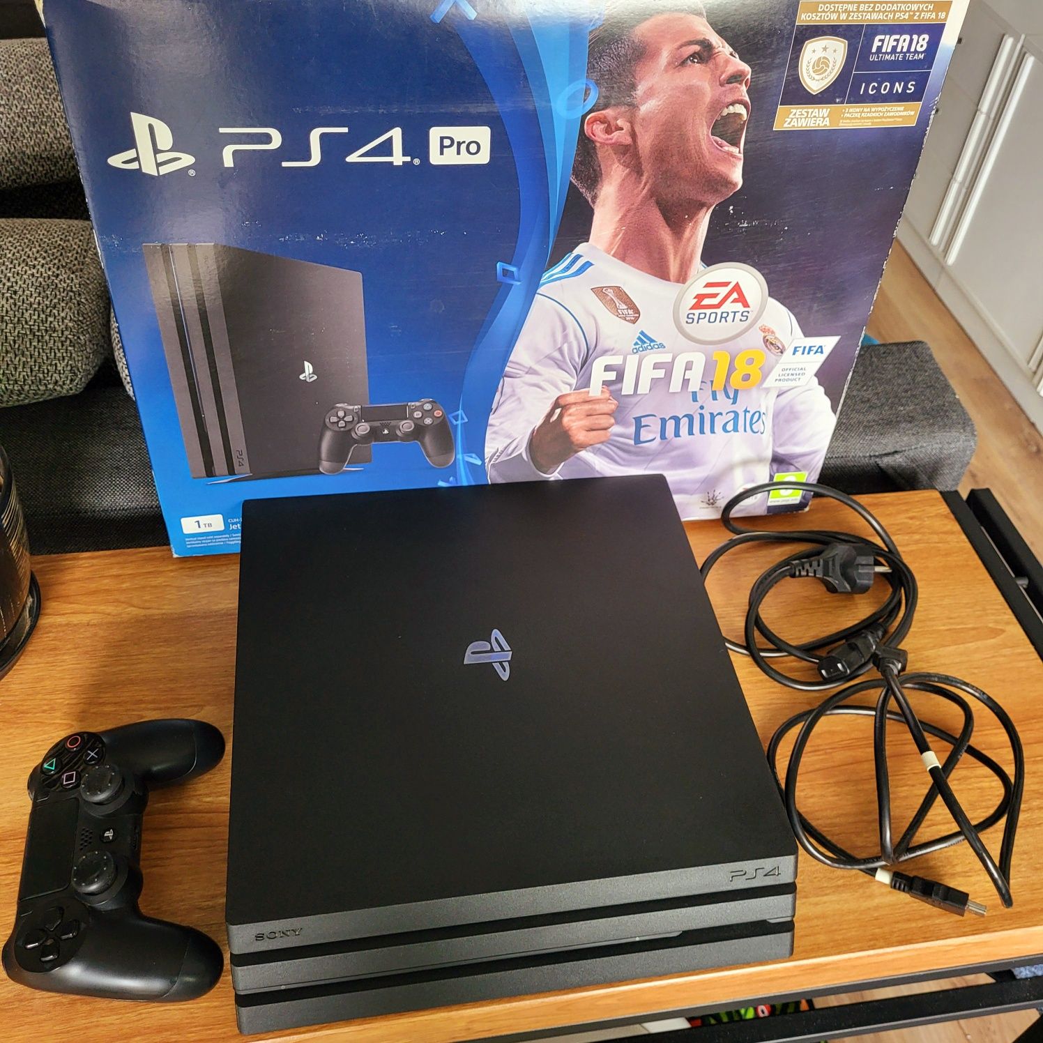 Konsola Playstation 4 PRO 1 TB