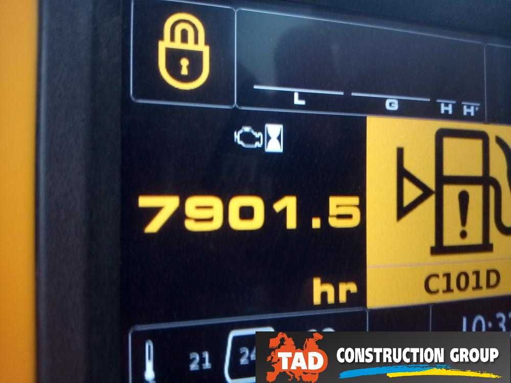 Гусеничний екскаватор JCB JS220LC 2017
