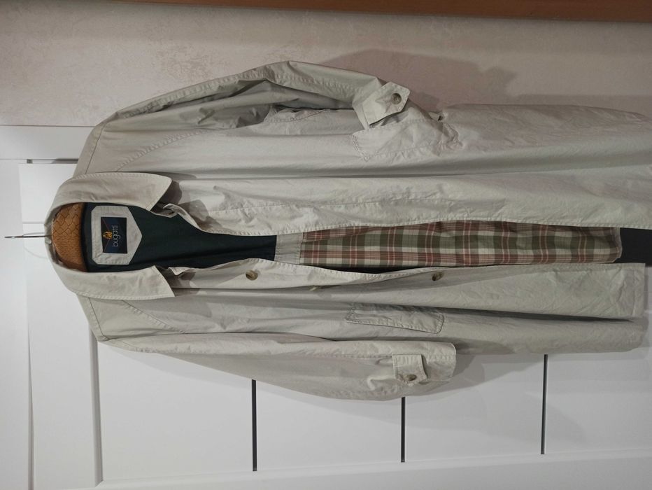 Плащ великого розміру bugatti