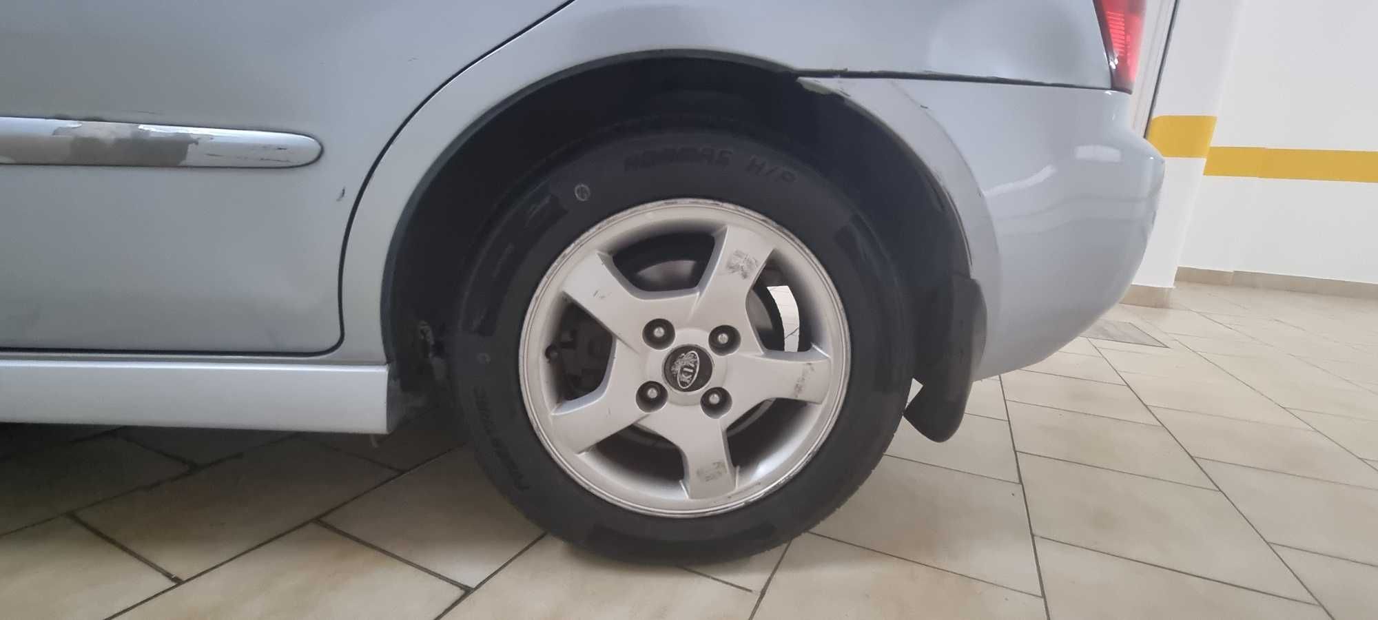 Kia Cerato 1.5 CRDi EX