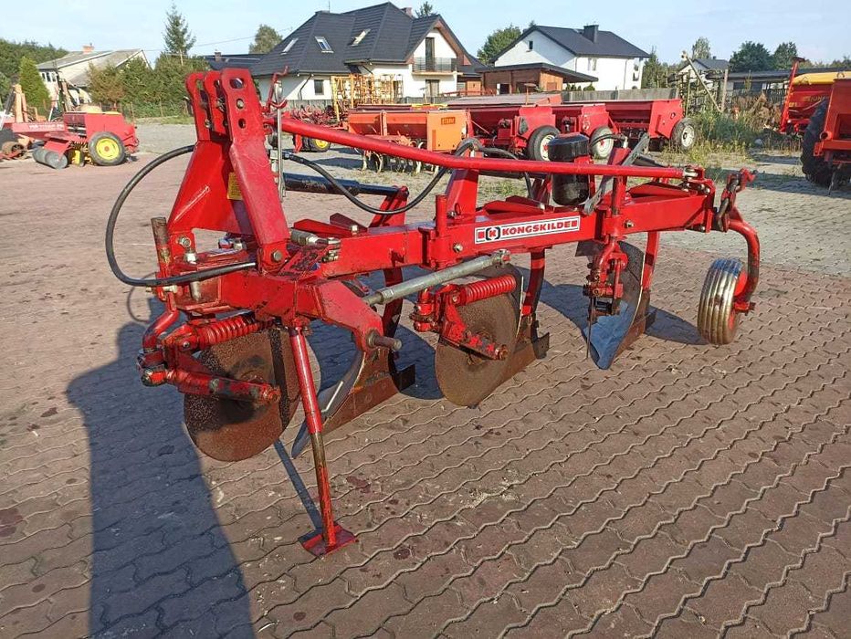 Plugi trzy skibowe Kongskilde Kverneland Hydraulika. Jak nowe!!!