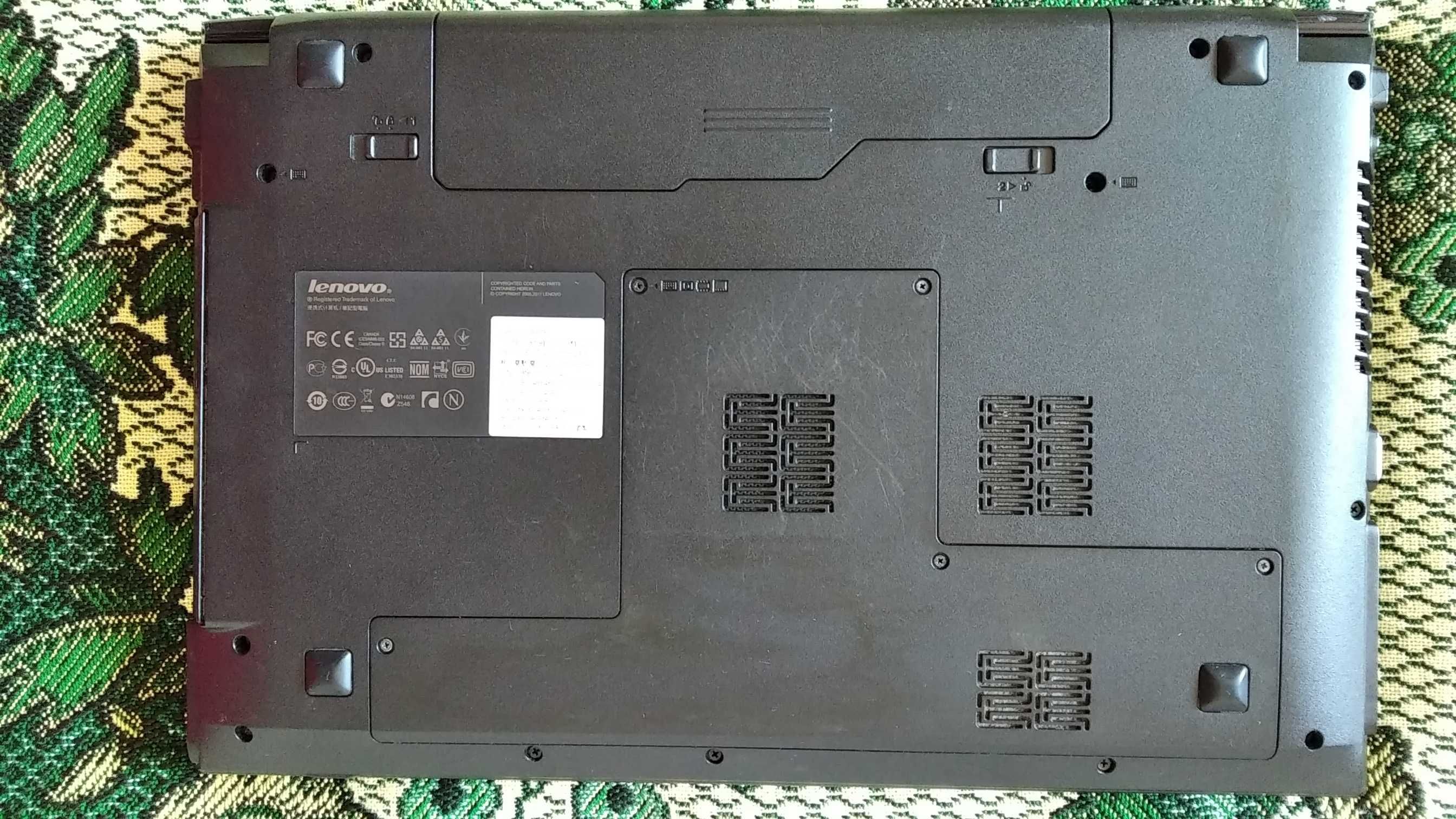 Ноутбук Lenovo B575