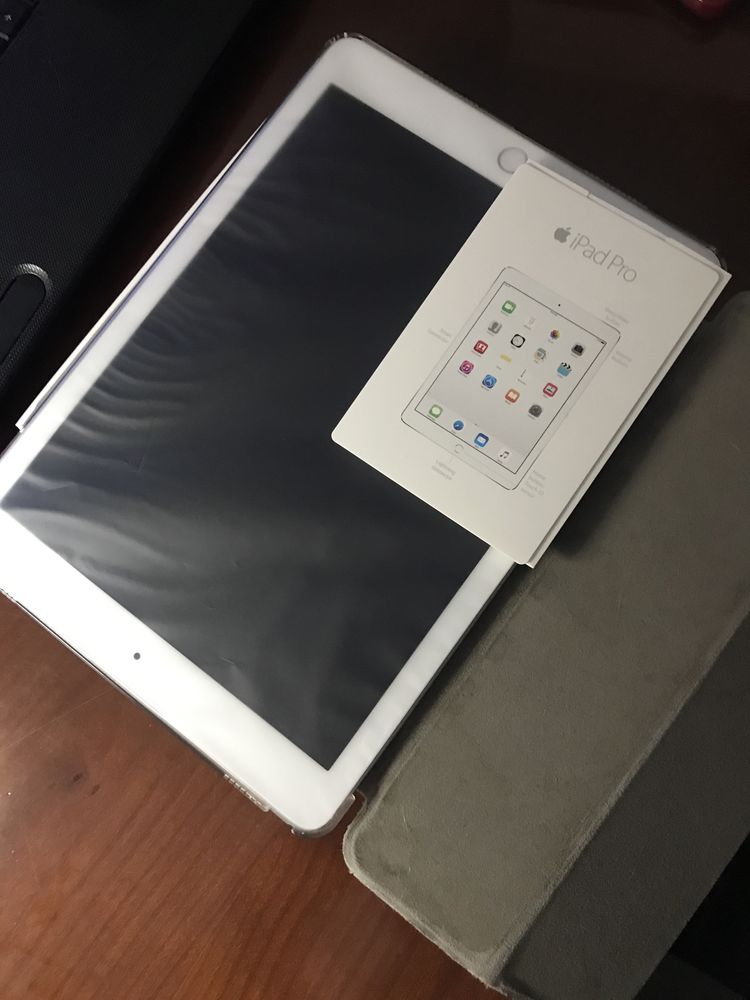 Айпад про iPad Pro 9.7 32GB silver Wi-FI з коробкою