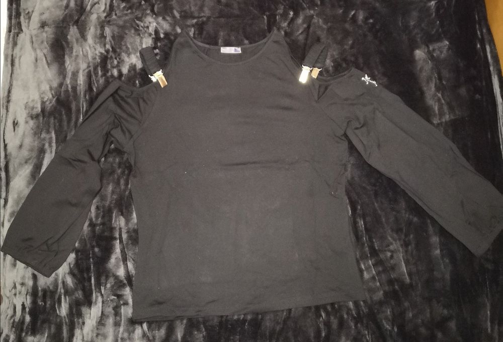 Camisola meia manga preta