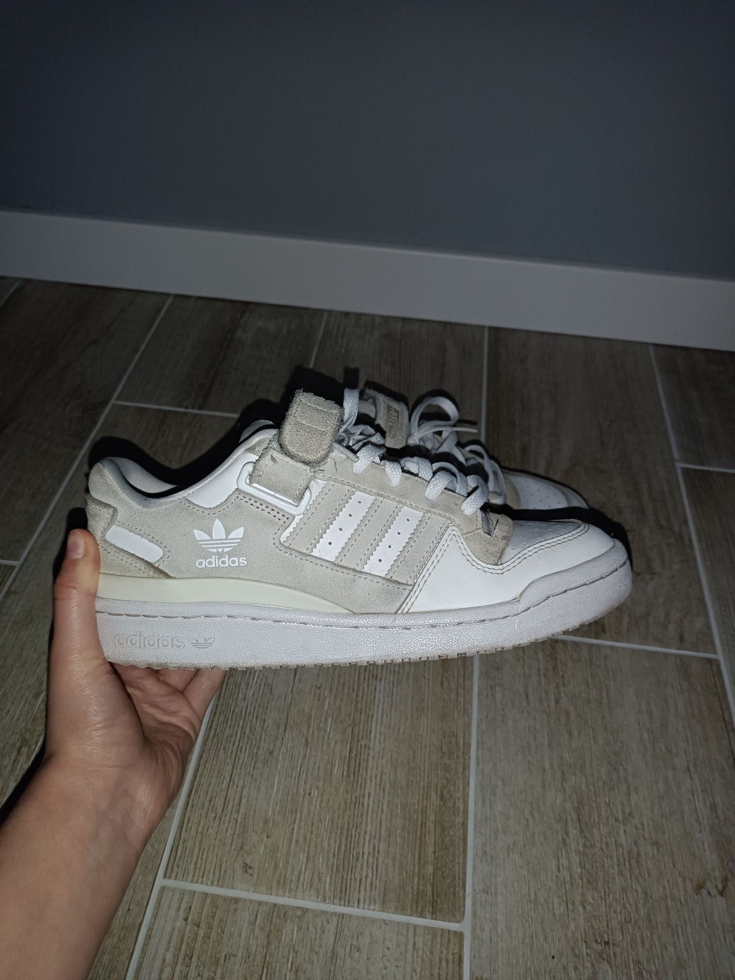 Buty adidas forum