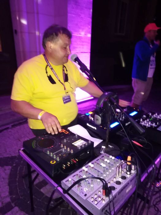 Dj wolne terminy  andrzejkowy i sylwestrowy