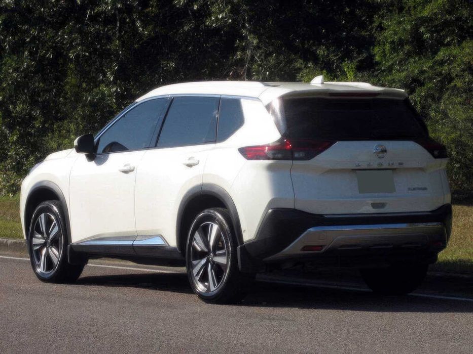 Nissan Rogue Platinum      2021