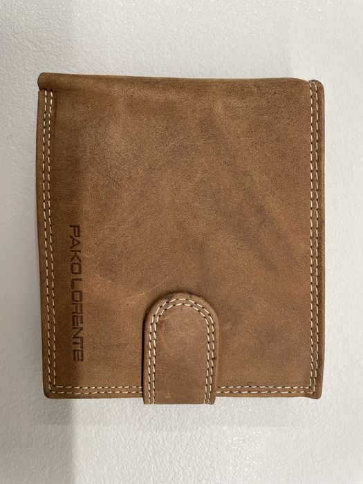 Męski portfel Pako Lorente z RFID