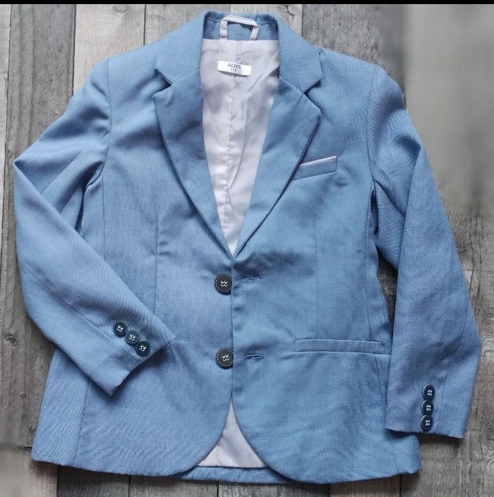elegancka ekskluzywna jasnoblekitna marynarka chlopieca 5-6 lat