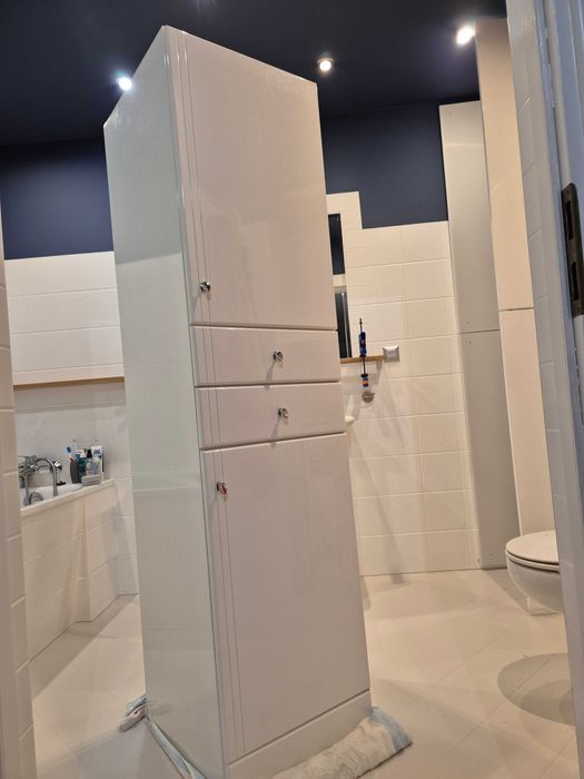 Szafka łazienkowa używana biała wys 180 odbiór własny k. Legionowa