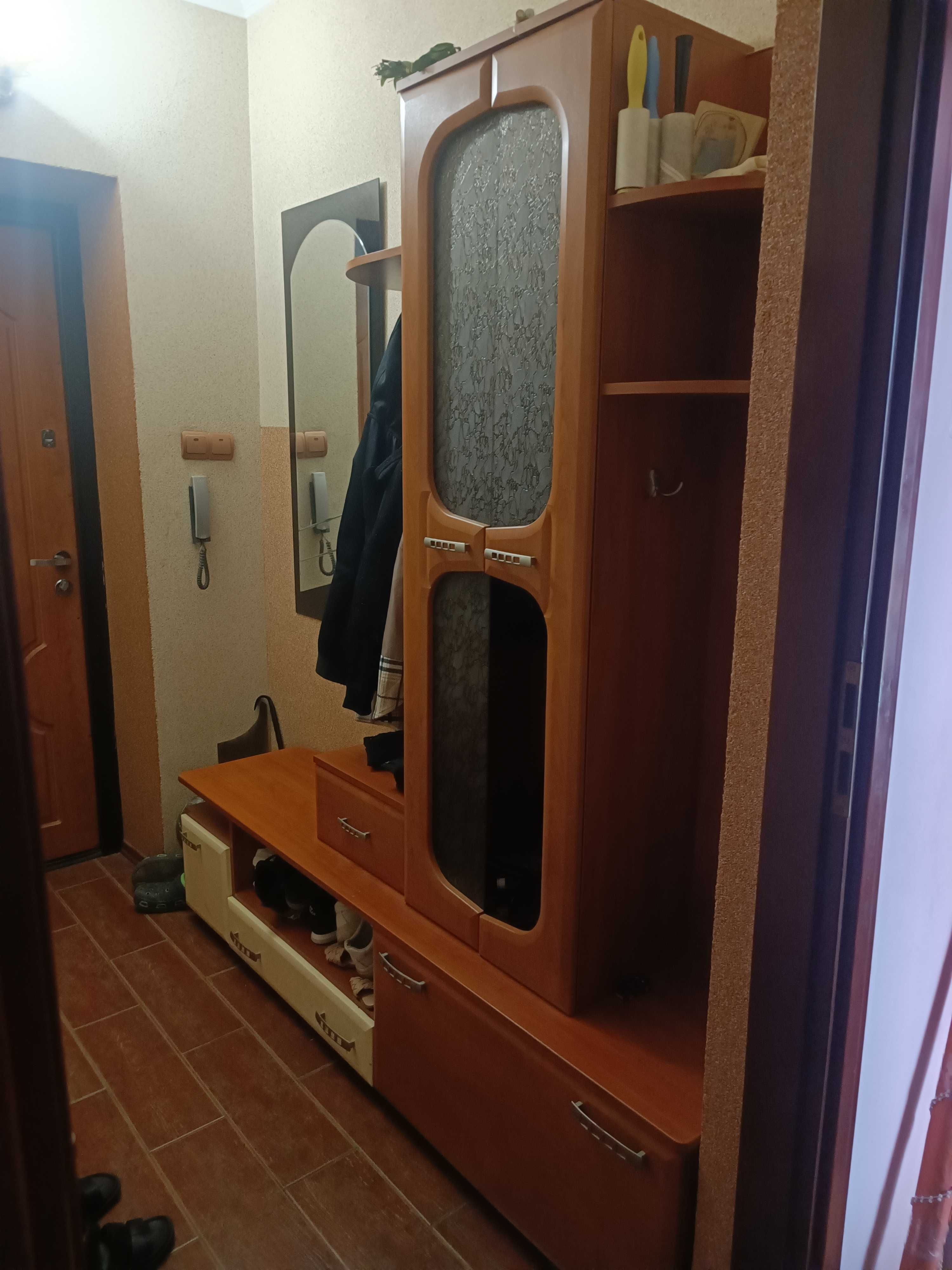Меблі в коридор. Прихожа. Передпокій