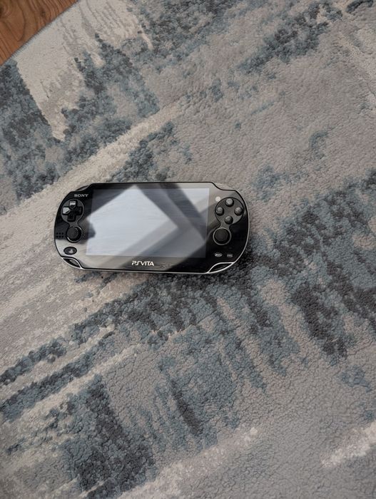 Playstation Vita (128 ГБ, багато ігор)
