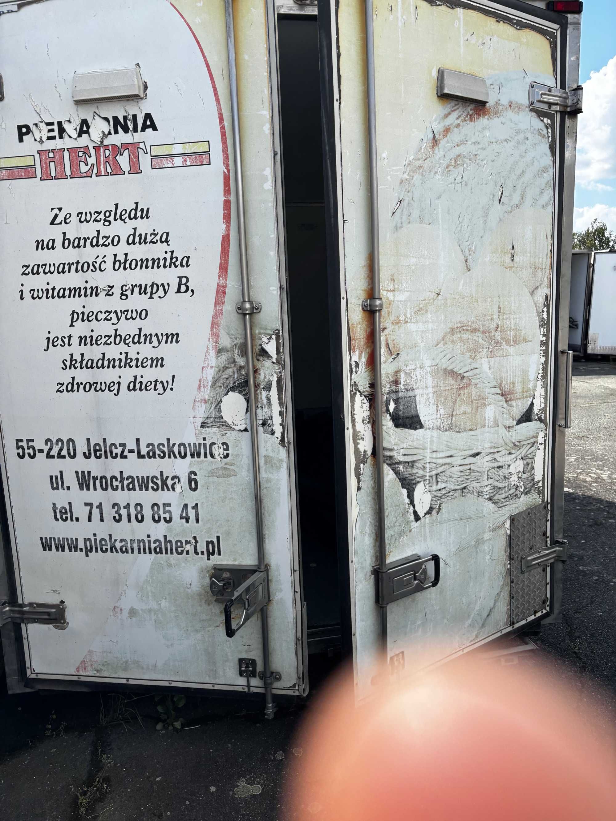 sprzedam kontener od sprintera z długa ramą stan dobry