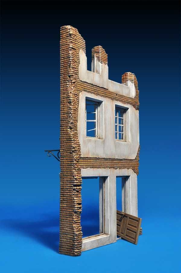 MODELISMO - Miniart 35536 - 1/35- Ruined Building - NOVO e SELADO