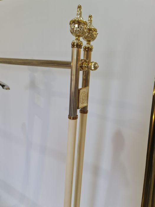 Продам торговое оборудование