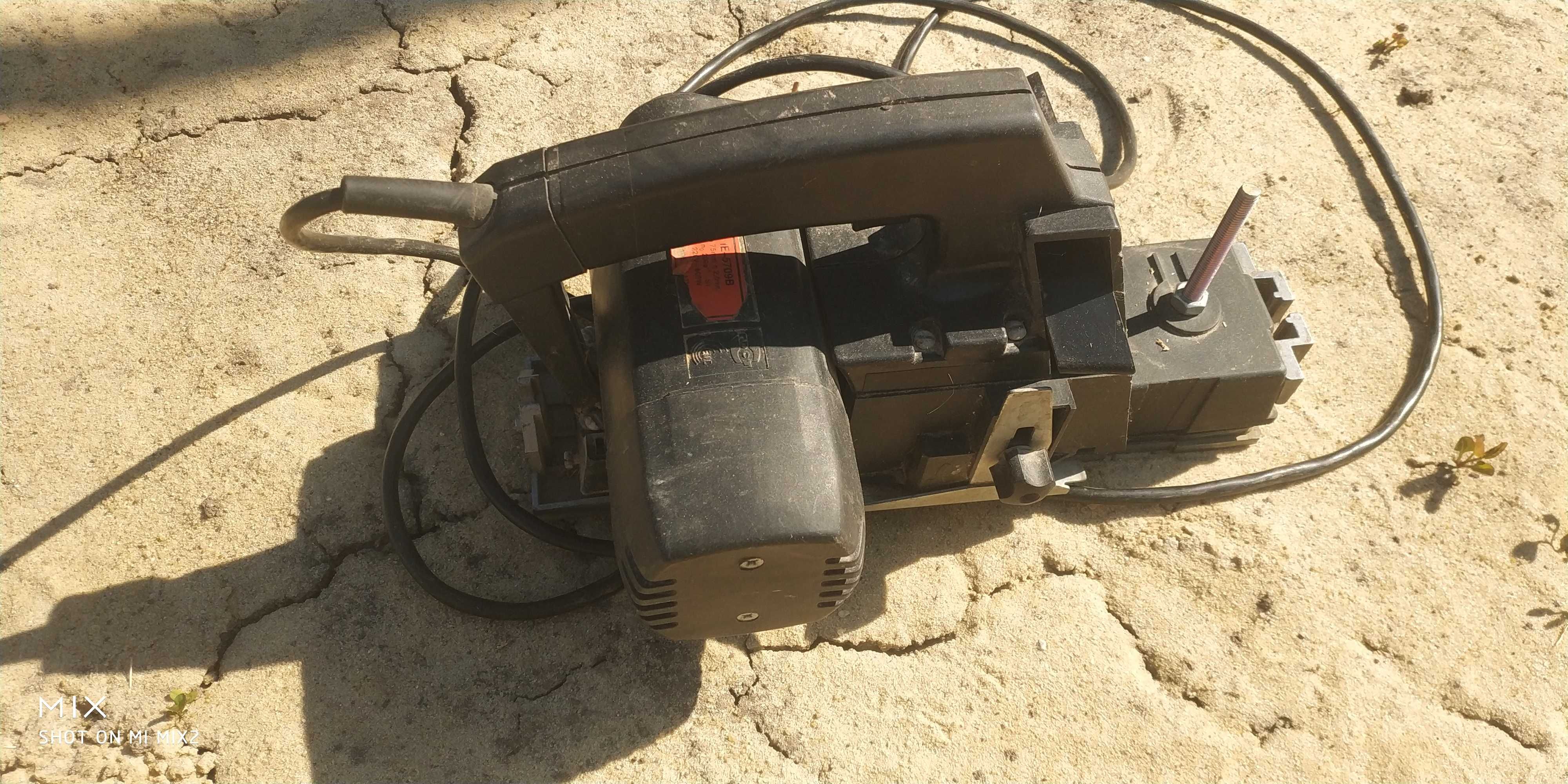 Електрорубанок Rebir IE-5709 B на запчасті