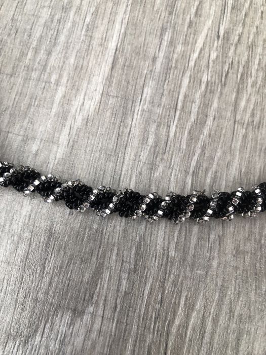 Кольє, ожерельє, виріб з бісеру