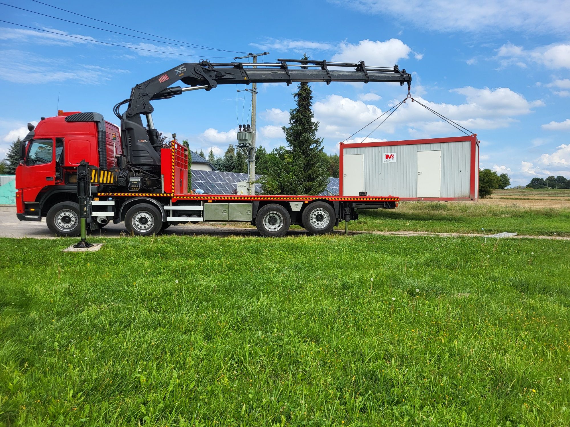 Transport HDS 15Ton kontenerów, małych domków ,garaży.