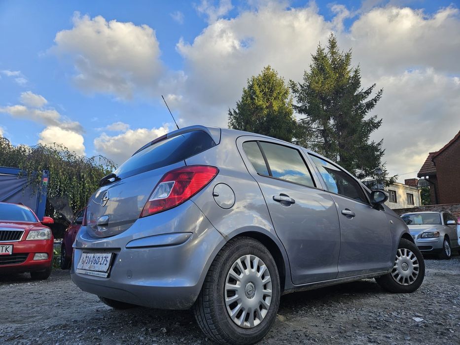 Opel Corsa 1.2 benzyna gaz // 2008rok // dobrze jezdzi // zamiana