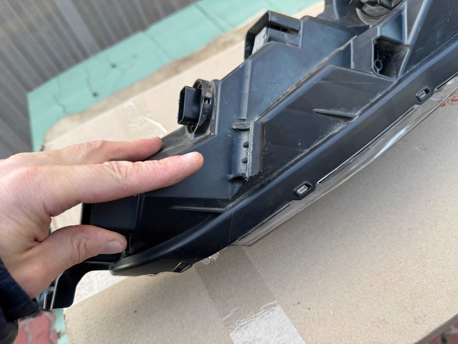 Передня ліва фара LED ДХО Tucson 2021-24р Тюксон 92207N7100 - є дефект