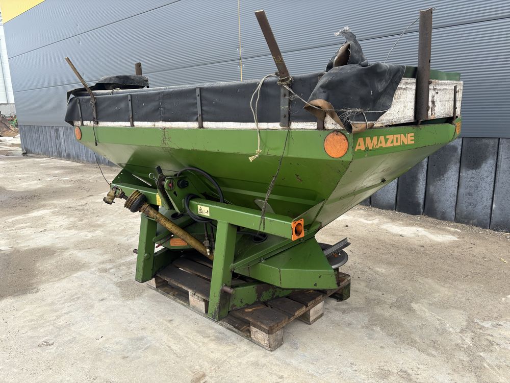 Rozsiewacz nawozu amazone ZA-M compact 1000