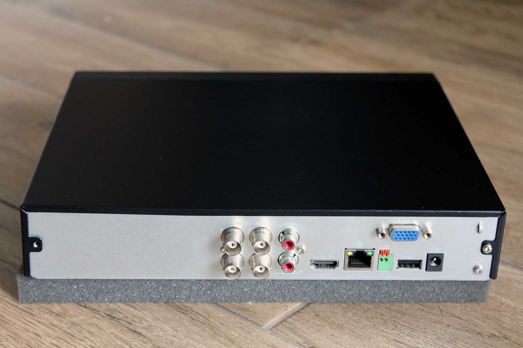Видеорегистратор Dahua DH-XVR4104HS-S2