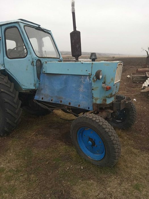 Продам Трактор ЮМЗ 6 ,