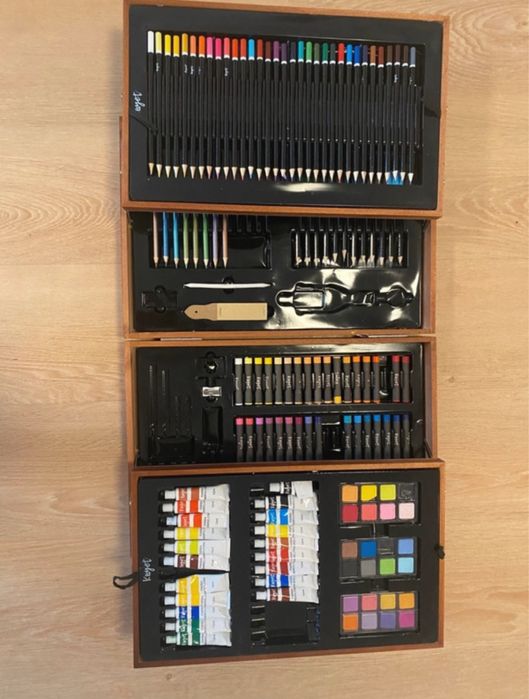 zestaw artystyczny kayet Drewniana Walizka 180  el.