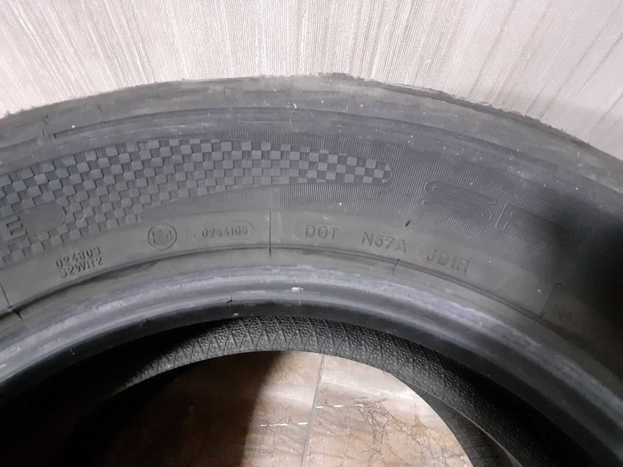 Dunlop 235 / 55 r17 (2 штуки)
