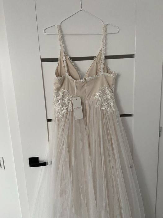 Nowa suknia slubna koronka beż ecru prosta rustykalna L 40