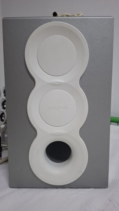 Conjunto de 2 Colunas + Subwoofer CREATIVE