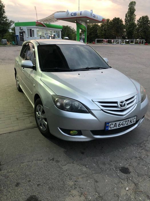 Мазда 3 в гарному стані
