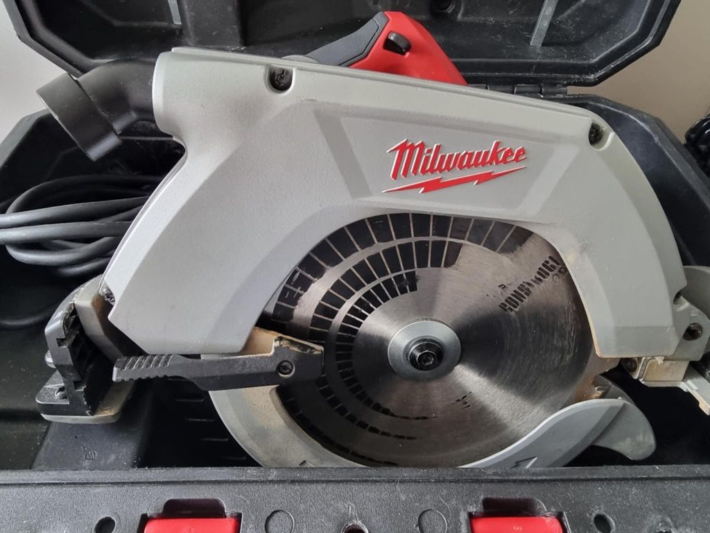 Milwaukee CS 85 CBE stan jak nowy