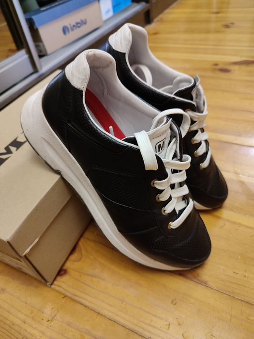 Кросівки Mida 41  шкіра