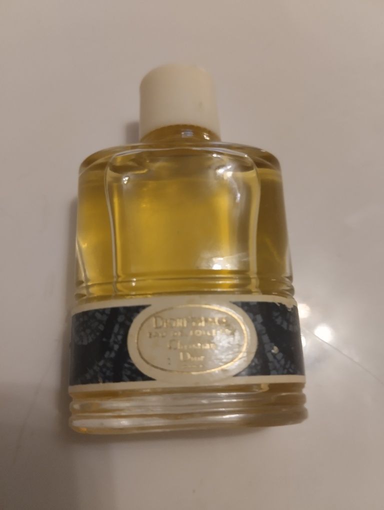 Perfum Chrystian Dior