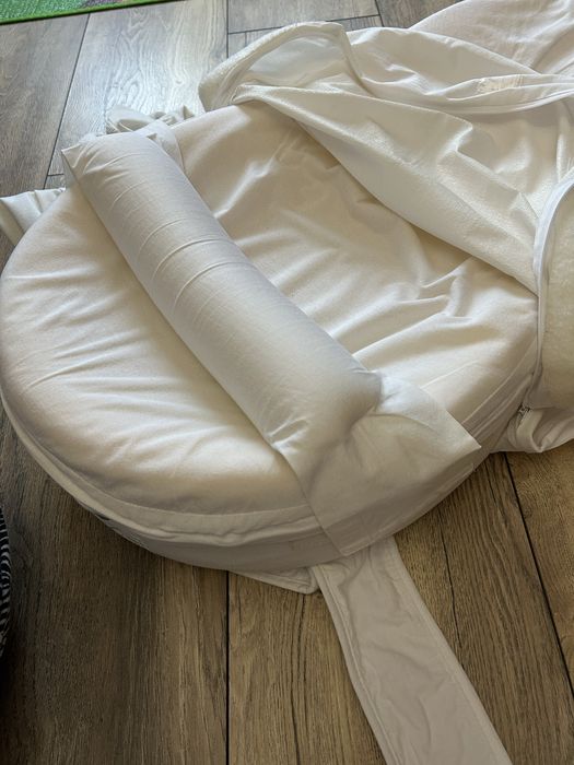 Кокон для немовлят