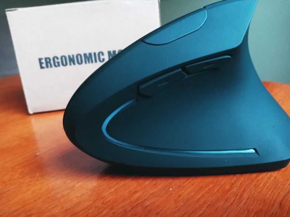 Ergonomiczna bezprzewodowa mysz optyczna 2.4