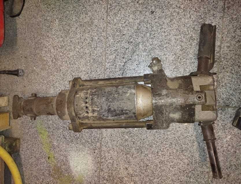 Młot hydrauliczny