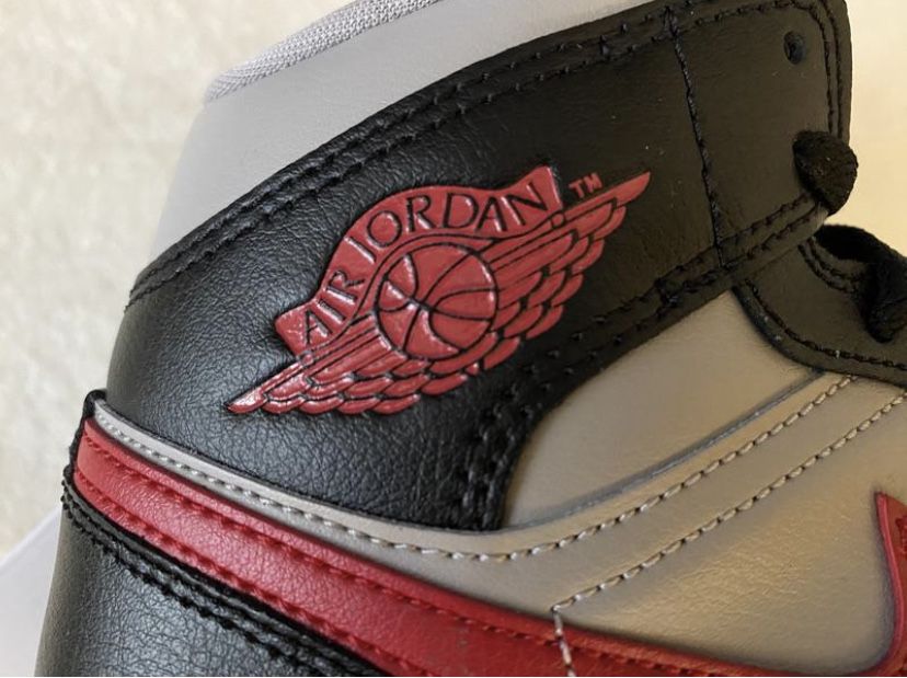 Кроссовки air jordan 1 mid Nike оригинал