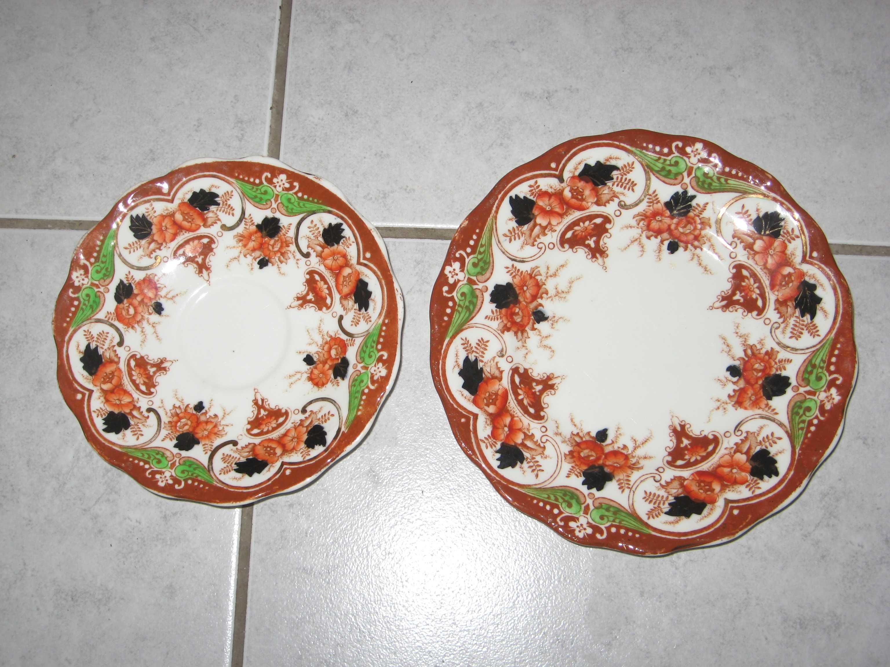 Filiżanka porcelanowa spodeczek dwa talerzyki porcelana kwiaty kwietny