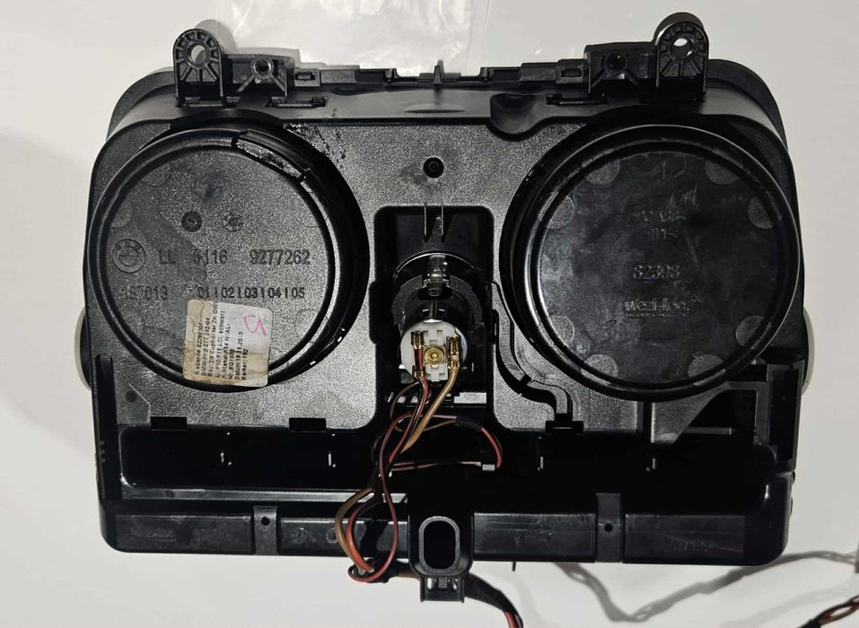 Bmw f10 seria 5 uchwyty uchwyt na kubki cup holder