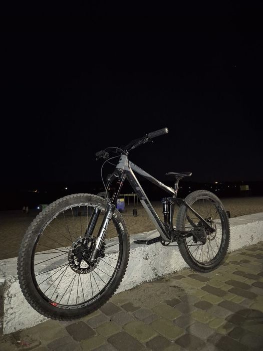 Cube stereo race 160 27.5 2018