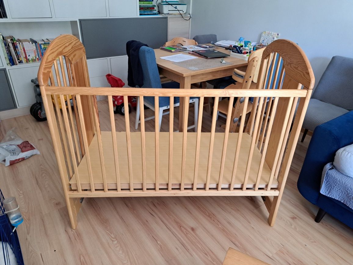 Łóżeczko/dostawka niemowlece drewniane 120x60 materac gratis