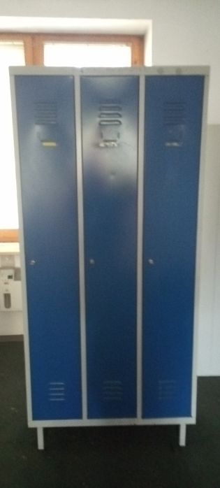 Szafa BHP metalowa  używana potrójna 130 zł sztuka