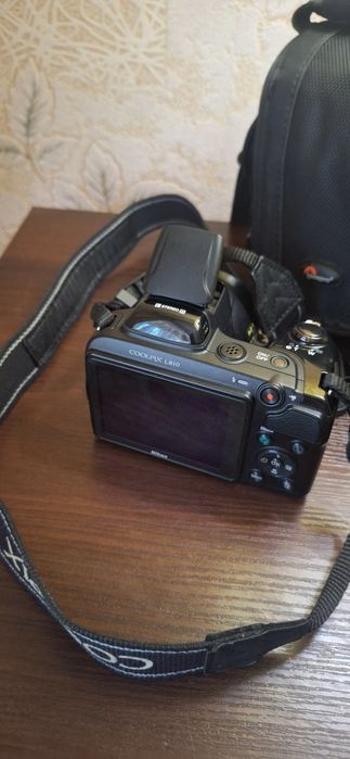 Фотоапарат Nikon Coolpix l810