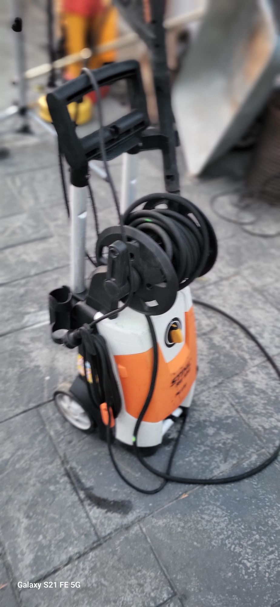 Stihl  re128 plus myjka