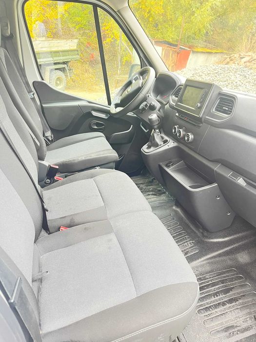Renault MASTER L2H2 Średni 2021