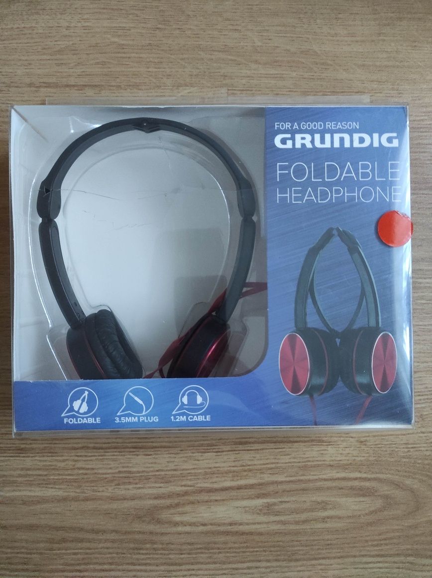 Grundig - Składane słuchawki nauszne (czerwony)
