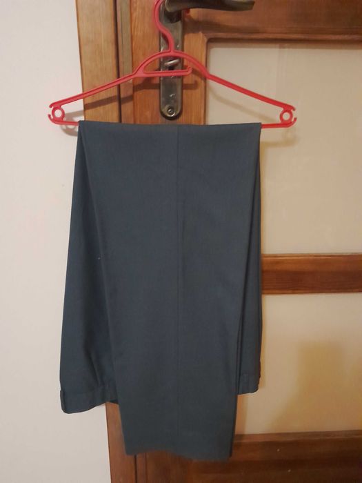 Garnitur męski dla wysokich mężczyzn